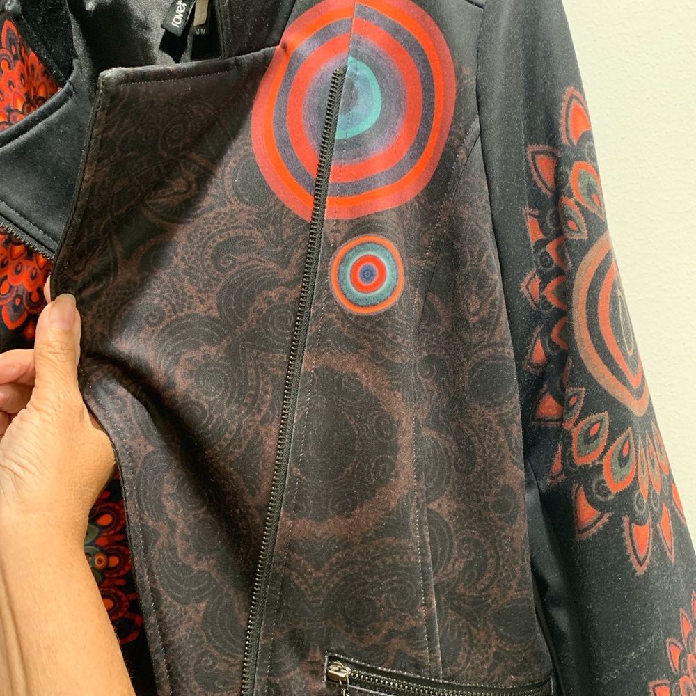 Ravel Women's Black Blazer with Red and Blue medallion print - Picture 15 of 16
